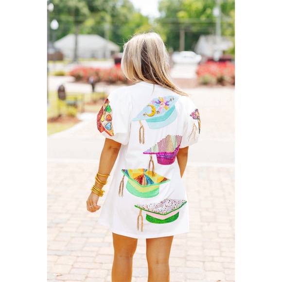 Queen of Sparkles | Grad Dress. - Picture 5 of 13